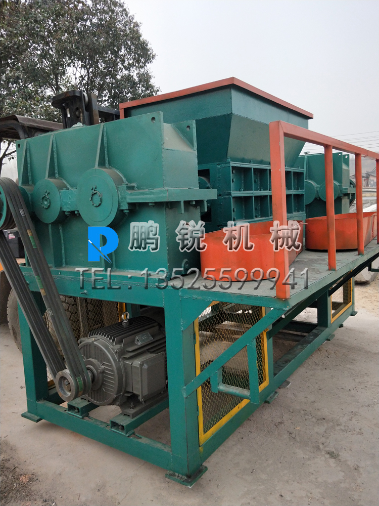 安徽撕碎機發貨現場